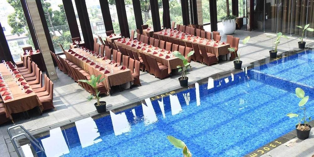 De Java Hotel Bandung Exterior photo
