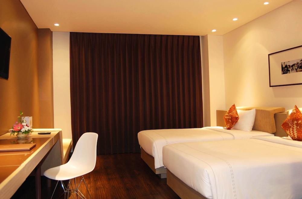 De Java Hotel Bandung Exterior photo