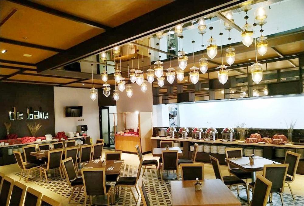 De Java Hotel Bandung Exterior photo