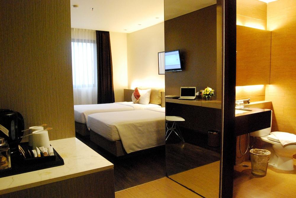 De Java Hotel Bandung Exterior photo